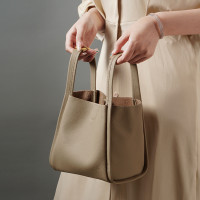 通勤水桶包真皮包包女2024新款小众设计菜篮子女包单肩手提斜挎包