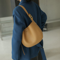 2024新款韩版半圆马鞍包简约时尚真皮单肩斜挎女包纯色牛皮休闲包