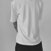 COLN 搭配心頭肉 時髦的程度決隊能成為你衣櫥置頂的半高領短袖