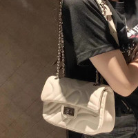 2023新款小众高级感包包小香风绣线锁扣链条包时尚百搭单肩斜挎包