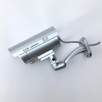 现货批发仿真摄像头假监控监控摄像机带灯闪烁IP级防水防尘室外机