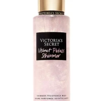 Спрей шиммер парфюмированный женский  Velvet Petals Shimmer 