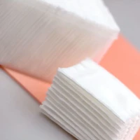 Салфетки безворсовые маникюрные в боксе, 200 штук