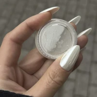  Жемчужная втирка для ногтей без оттенка