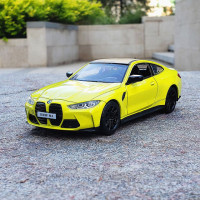 Модель автомобиля в масштабе 1:32 BMW M4 IM G82 из сплава