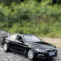 1:36 BMW M5 M550i модель автомобиля M2 M4 модель автомобиля из сплава Литые и игрушечные автомобили металлическая модель автомобиля коллекционная имитация детская игрушка подарок