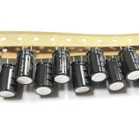 Алюминиевый электролитический конденсатор RUBYCON Универсальный долгий срок службы с низким сопротивлением 63В 1000мкФ YXJ 16X25-T 20% 63YXJ1000MGC16X25, 5 шт.