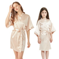 Халат атласный детский для мамы и дочки, семейная одежда одинакового цвета, Шелковый вечерний пикантный банный халат, лето