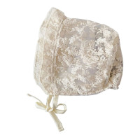 Детская кружевная белая шапка в форме цветка от солнца