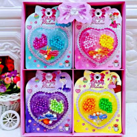 3元店盒装儿童DIY手工串珠项链 网红直播产品卡通双色珠项链批发