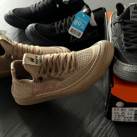 出歐美單！89.99美刀！飛織鞋面+編織紋理鞋楦男士春夏軟底休閒鞋