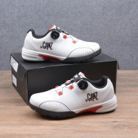 外貿韓單撿漏情侶戶外防滑抓地高爾夫球鞋免繫帶旋鈕釦透氣休閒鞋