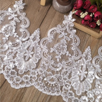 Белая/слоновая ткань с блестками для кордировки цветов