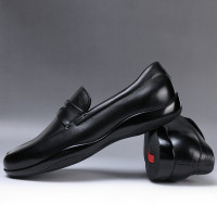 新款歐洲站外貿真皮高端軟牛皮男鞋子p家商務休閒大牌套腳板鞋