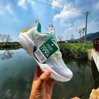 夜跑神器！外貿199.99美刀真爆米花鞋底男士春秋網面跑鞋休閒鞋