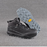 英國中筒V底防蚊登山鞋男女防水鞋戶外減震徒步鞋防滑耐磨越野鞋