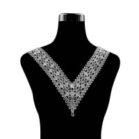 Белый кружевной воротник