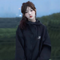 黑色衝鋒衣外套女春秋款美式高街休閒寬鬆百搭連帽復古工裝上衣潮