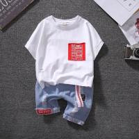 Комплект одежды для мальчиков Новинка Лето 2023 красивая футболка с круглым вырезом и шорты комплект из 2 предметов Детский комплект с коротким рукавом