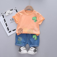 Костюм детский летний из футболки и шортов с динозавром