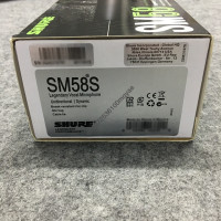 Проводной динамический микрофон Shure SM58