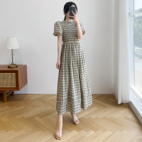 2023年夏季新款法式泡泡袖圓領格子連身裙女氣質收腰顯瘦過膝長裙