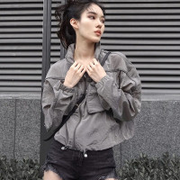 2023夏季新款機能風立領防曬服女港風寬鬆休閒運動短款薄款衝鋒衣