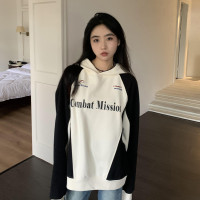 橘子樹在哪兒美式復古字母撞色拼接連帽運動衫女春秋寬鬆插肩袖外套