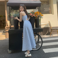 海邊度假風一字肩藍色吊帶洋裝女夏季高級感純欲露背收腰長裙子