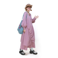 嬉遊記原創 2023新款減齡顯瘦設計感不規則褶皺收腰長袖洋裝女