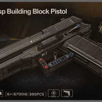 Конструктор стреляющий пистолет из 390 деталей. 670018.