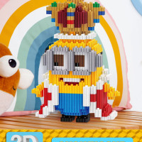 Конструктор 3D, Миньон Боб, Король Англии