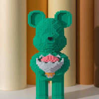 Развивающий пластиковый конструктор 3D для детей от 11 лет из миниблоков / Сборная модель Bearbrick зеленый 49см / 3827 деталей