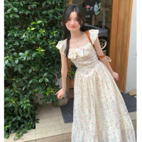 法式刺繡碎花方領荷葉邊收腰顯瘦洋裝女夏季網紅爆款減齡長裙子