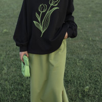 NOEND 牛油果綠 立體感花朵刺繡重工高克重棉質衛衣 鬆緊腰半裙