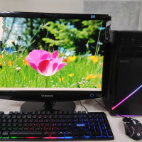 22" Компьютер в сборке Компьютерс Игровой компьютер i7/GTX650/8GB/SSD-128/Монитор-22' (Intel Xeon X3460 (2.80 ГГц), RAM 8 ГБ, SSD 128, HDD 500, NVIDIA GeForce GTX 650 (2 Гб), Windows), черный, Российская клавиатура