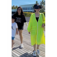 2023新款抗UV休閒運動戶外中長版黃色連帽防曬衝鋒衣外套女款